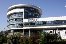 L'Essec souffle ses cent bougies