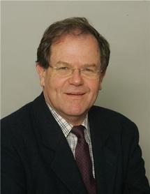 Professeur Jonathan Kydd, Doyen du système externe