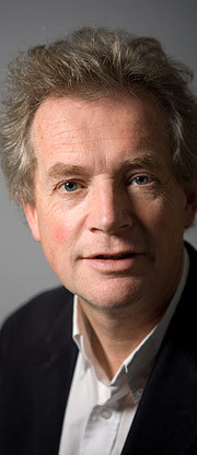 John Ellis de la Royal Holloway University